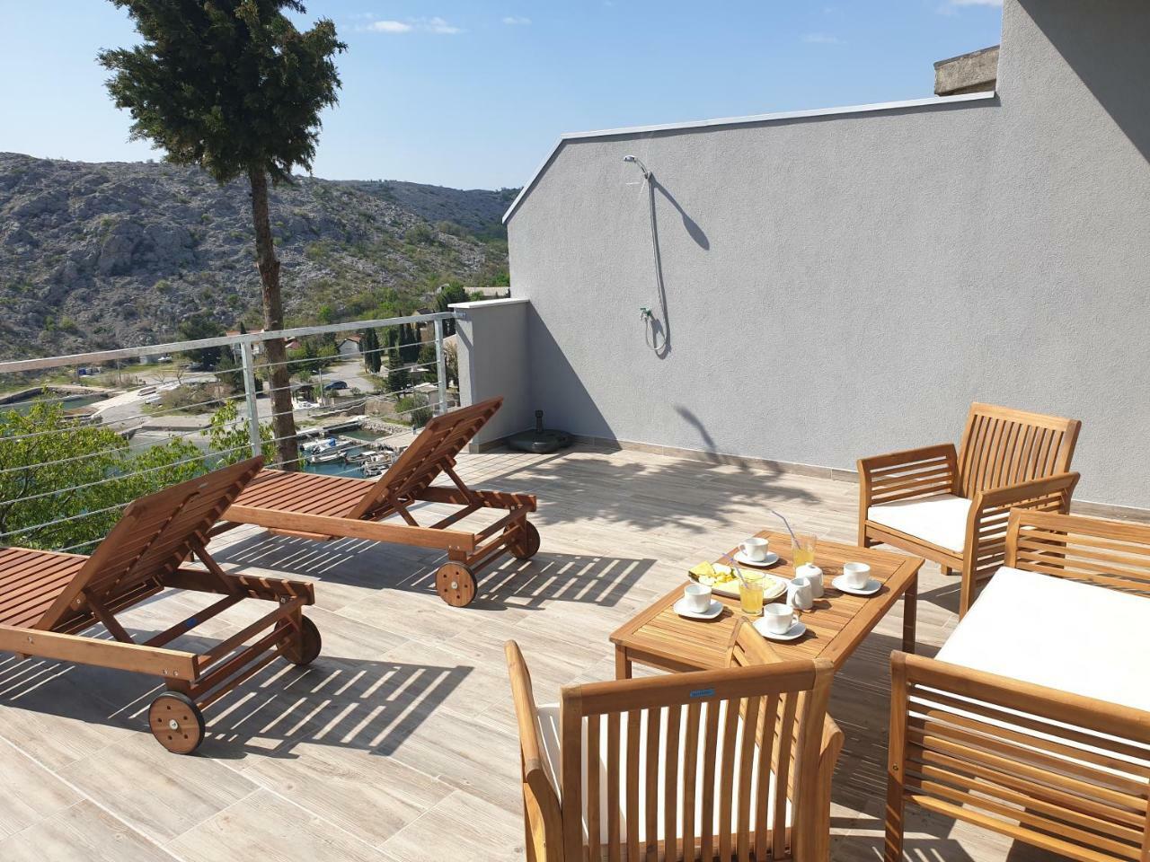 Best View Apartments Cesarica Extérieur photo